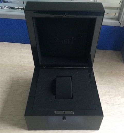 Piaget hotsell watch box